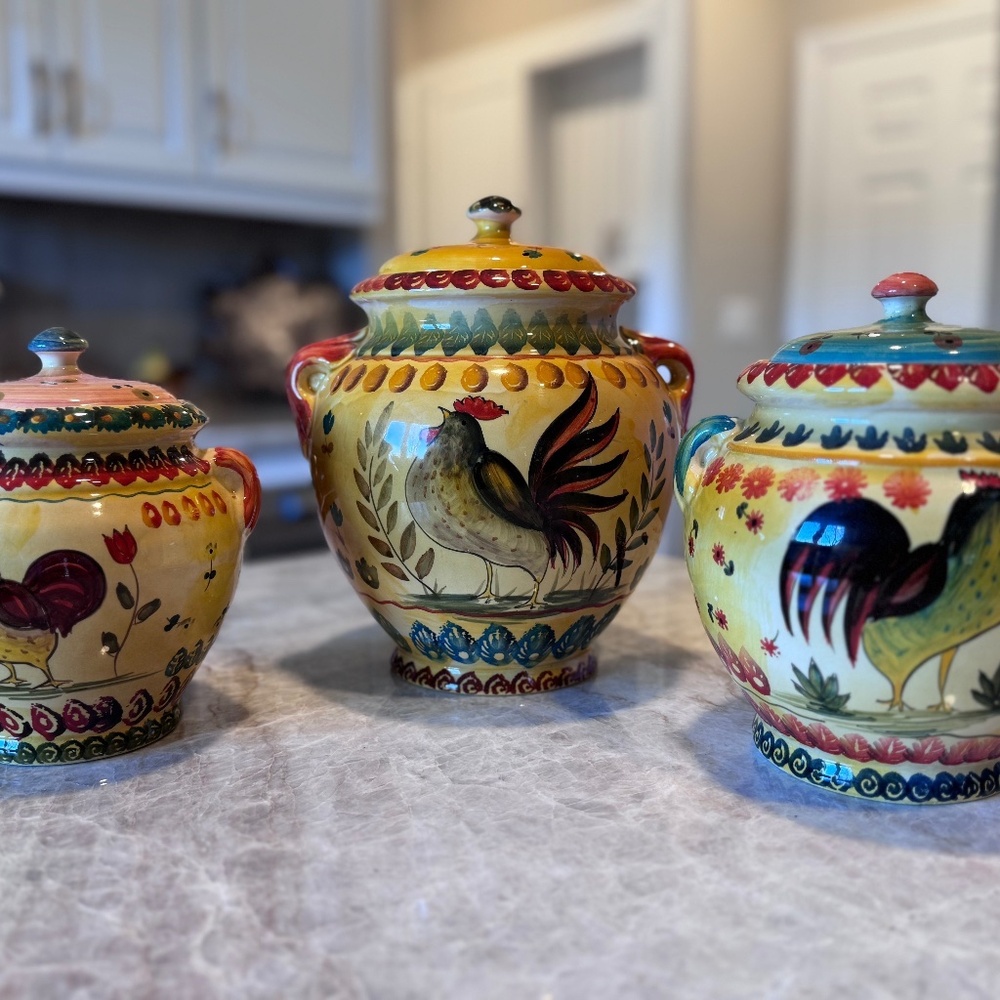 ⬇️💰⬇️Vintage Set of 3 Horchow Hand Painted Tuscan Rooster-inspired Canisters